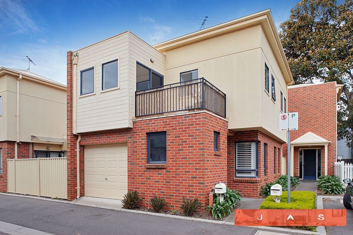 39 Cornish Lane Kensington VIC, Kensington - Thumbnail 2