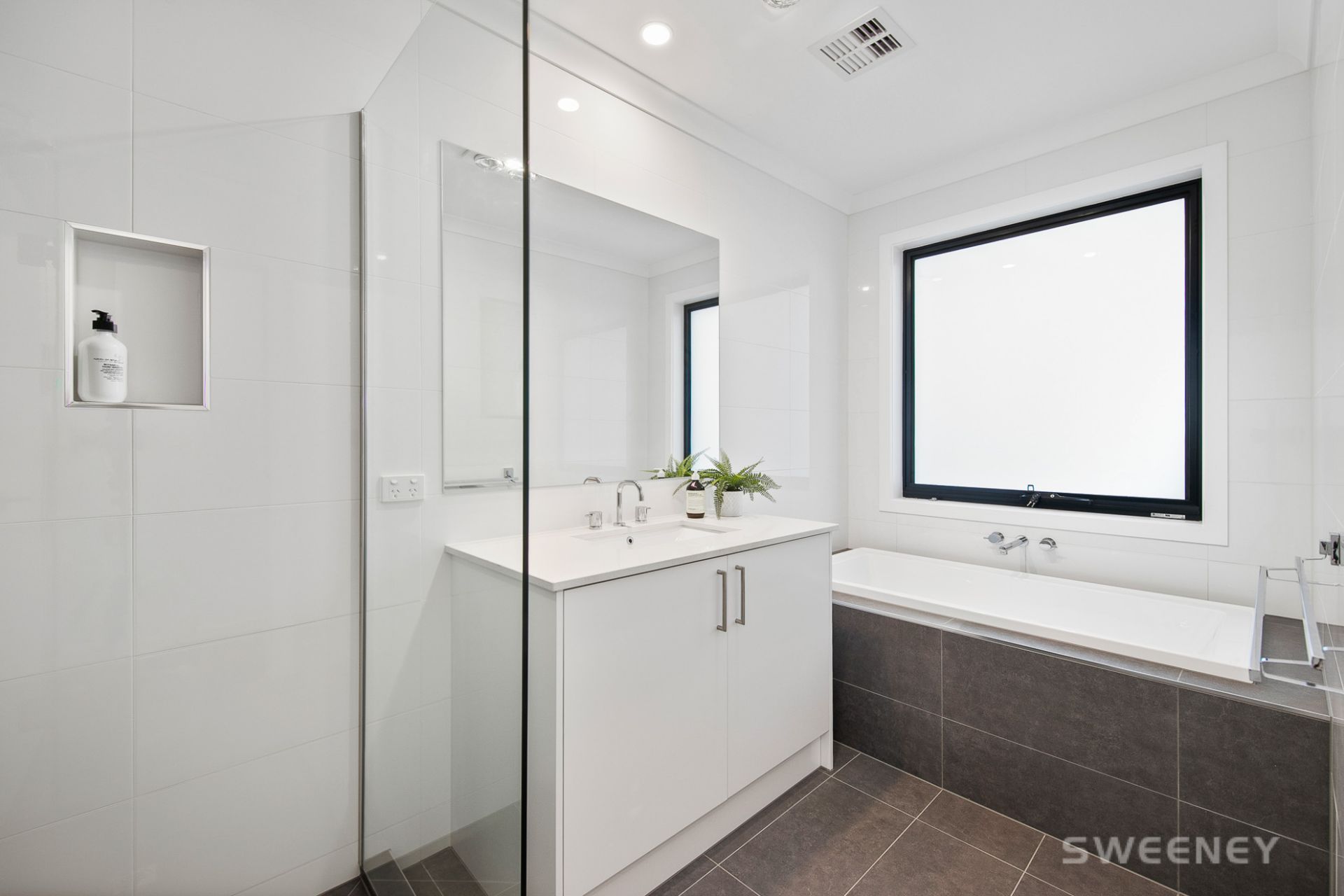 43A Davies Street, Altona - Thumbnail 8