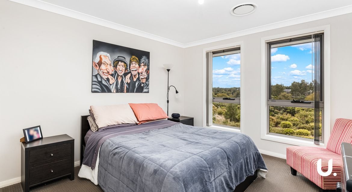 Colebee 18 Aspect Crescent