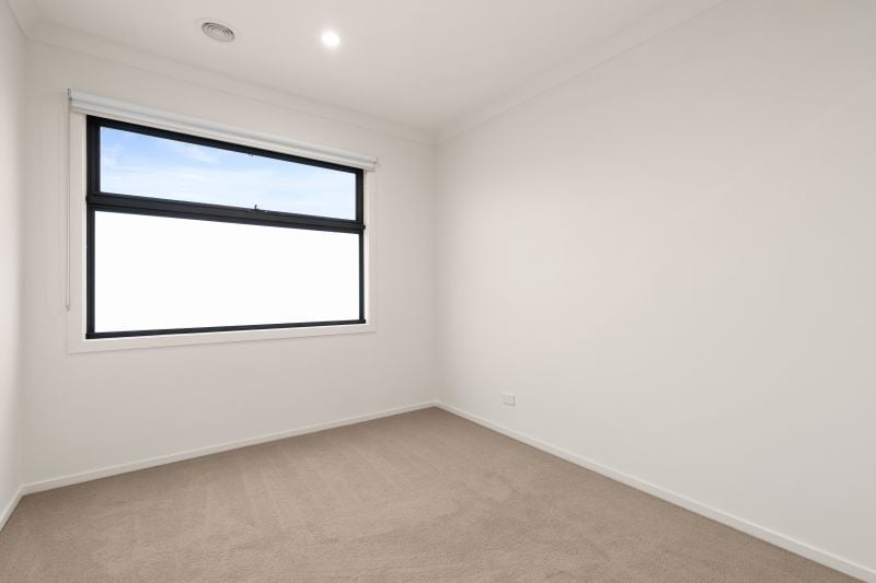 12/2 Westonbury Drive, Truganina
