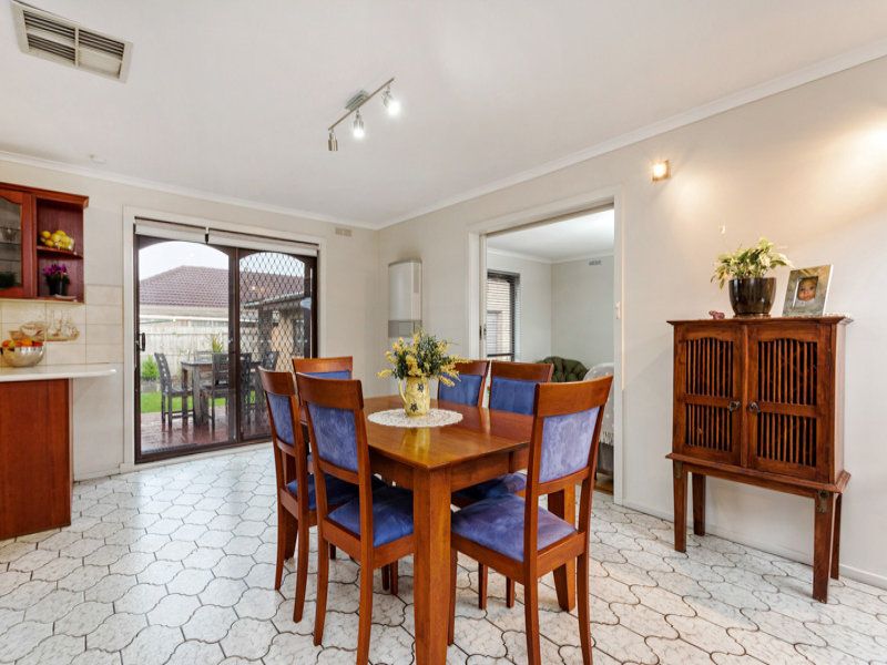 15 Simmons Drive, Altona - Thumbnail 3