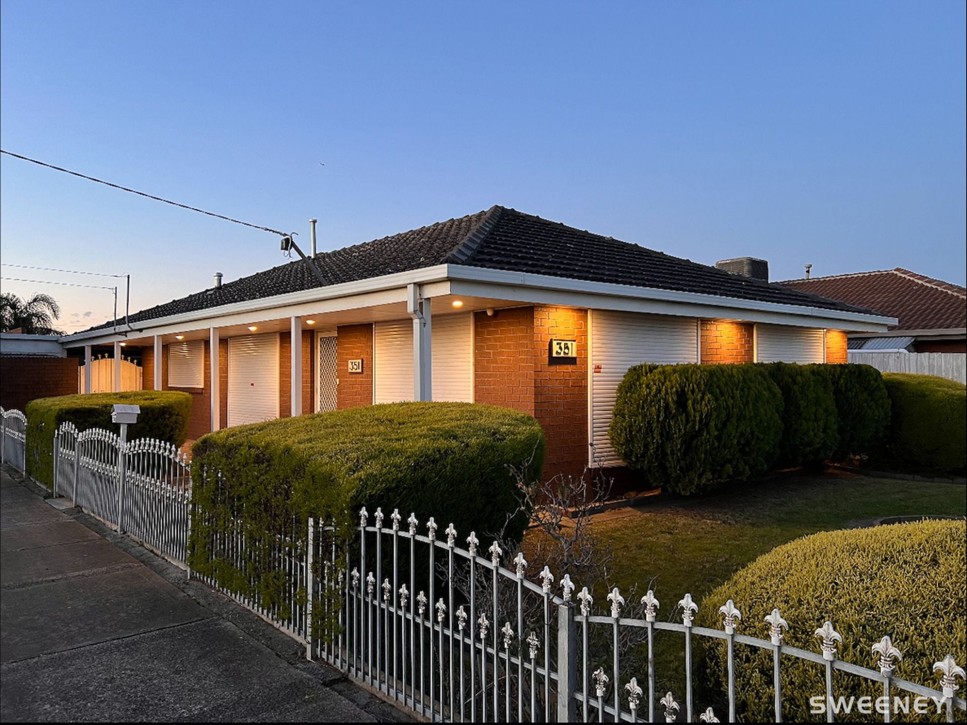 351 Queen Street, Altona Meadows - Thumbnail 2