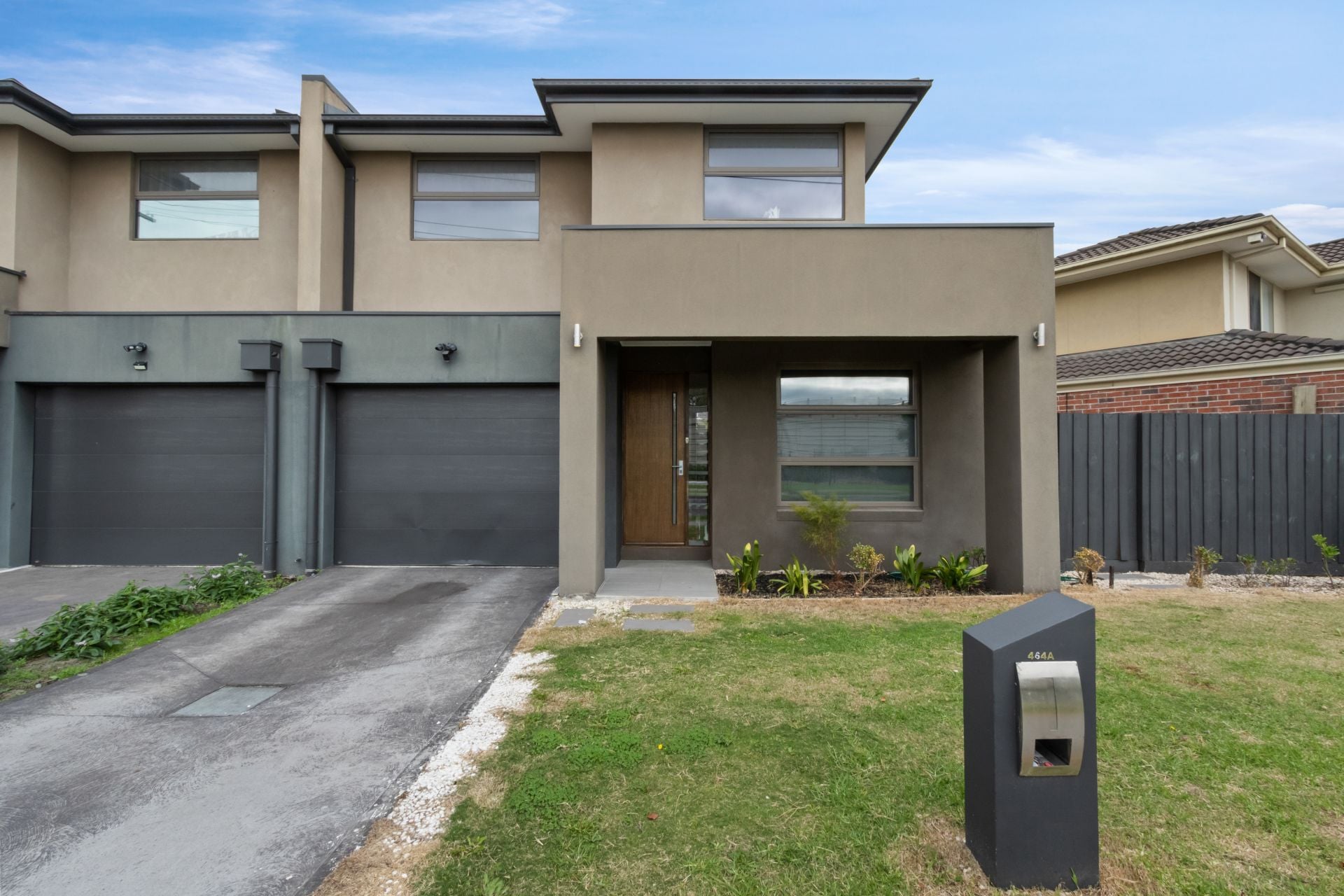 Modern 3-Bedroom Townhouse - Your Perfect Low-Maintenance Lifestyle