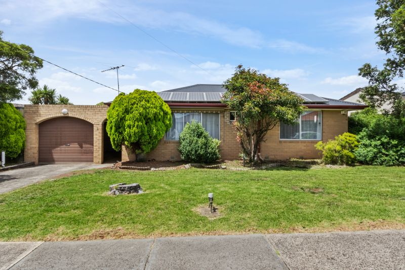 3 Brownlow Crescent, Epping