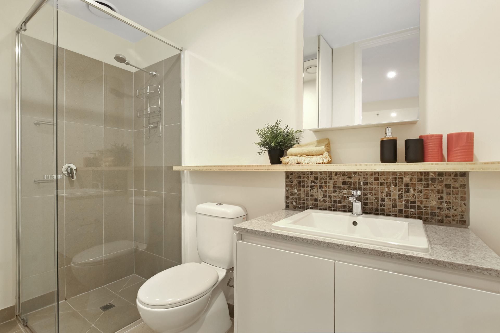 Spacious apartment in ideal location