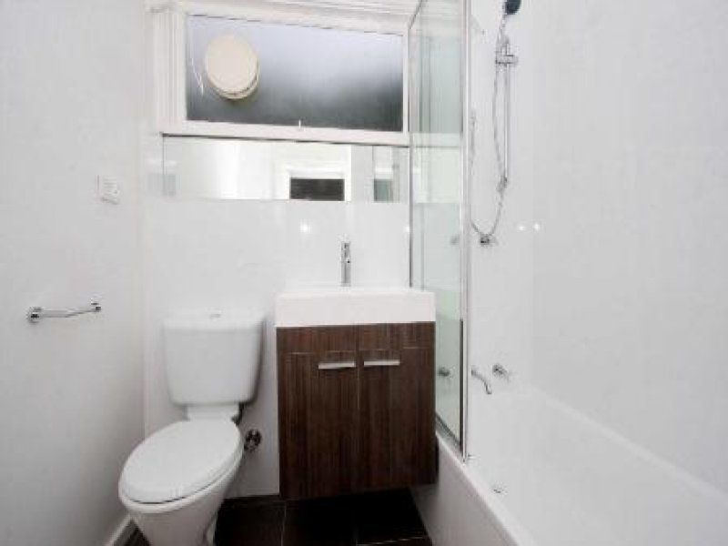One Bedroom Apartment In The Heart Of Thornbury