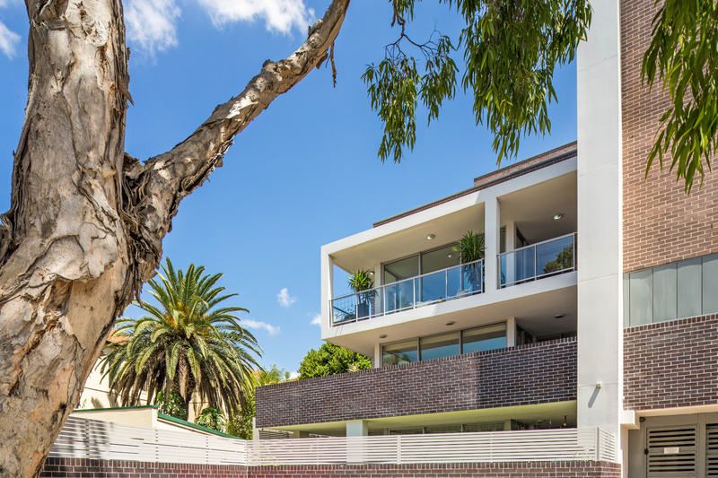 DESIGNER CHIC URBAN APARTMENT