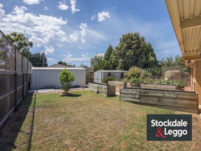 11 Coronet Close EPPING, Epping - Thumbnail 2