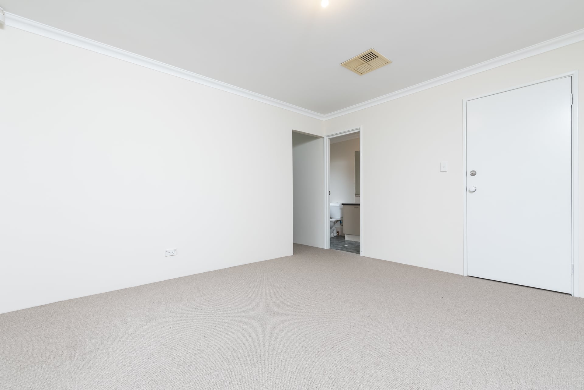 4 Burleigh way AUBIN GROVE WA, Aubin Grove - Thumbnail 7