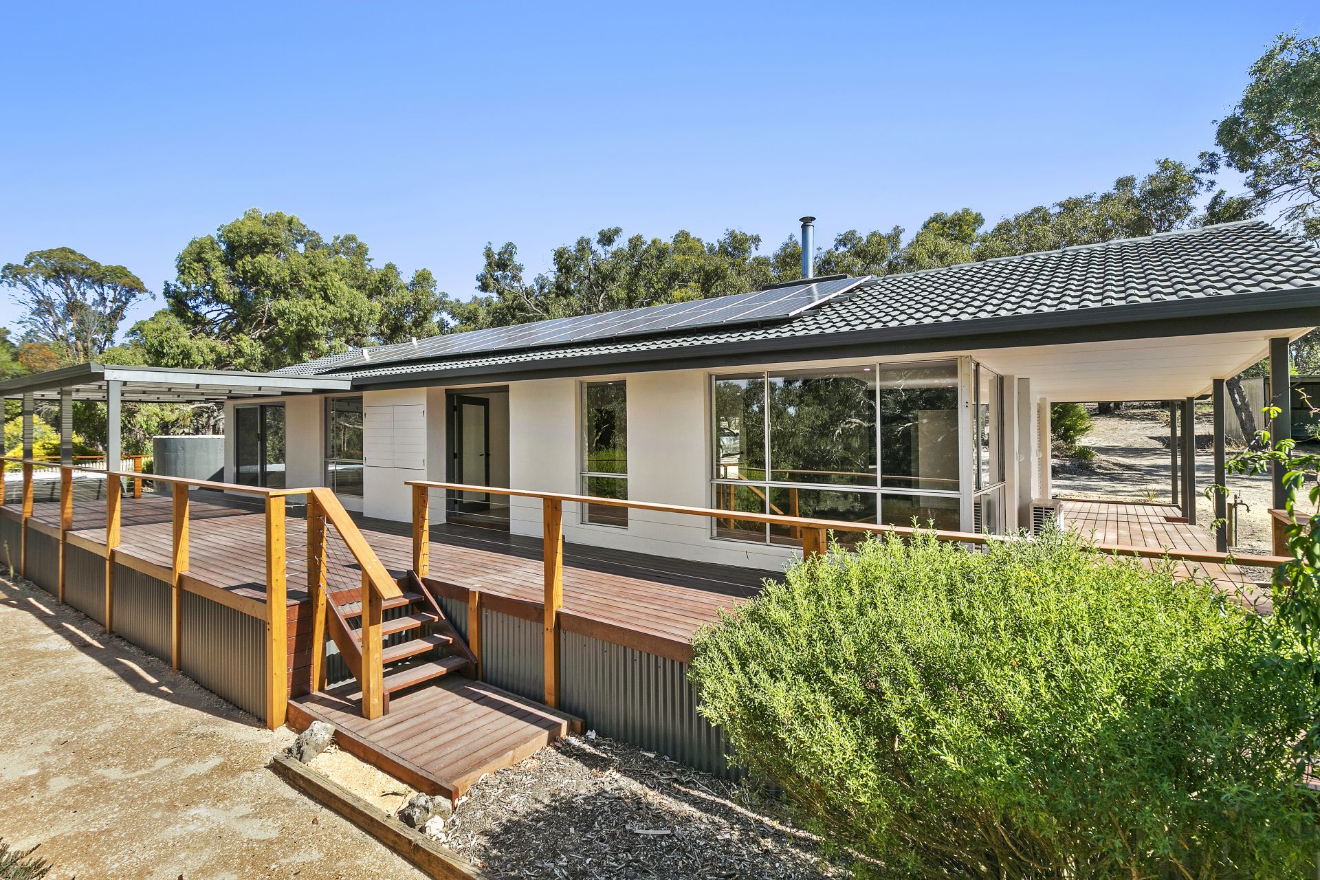 415 Gundrys Road, Bellbrae - Thumbnail 2