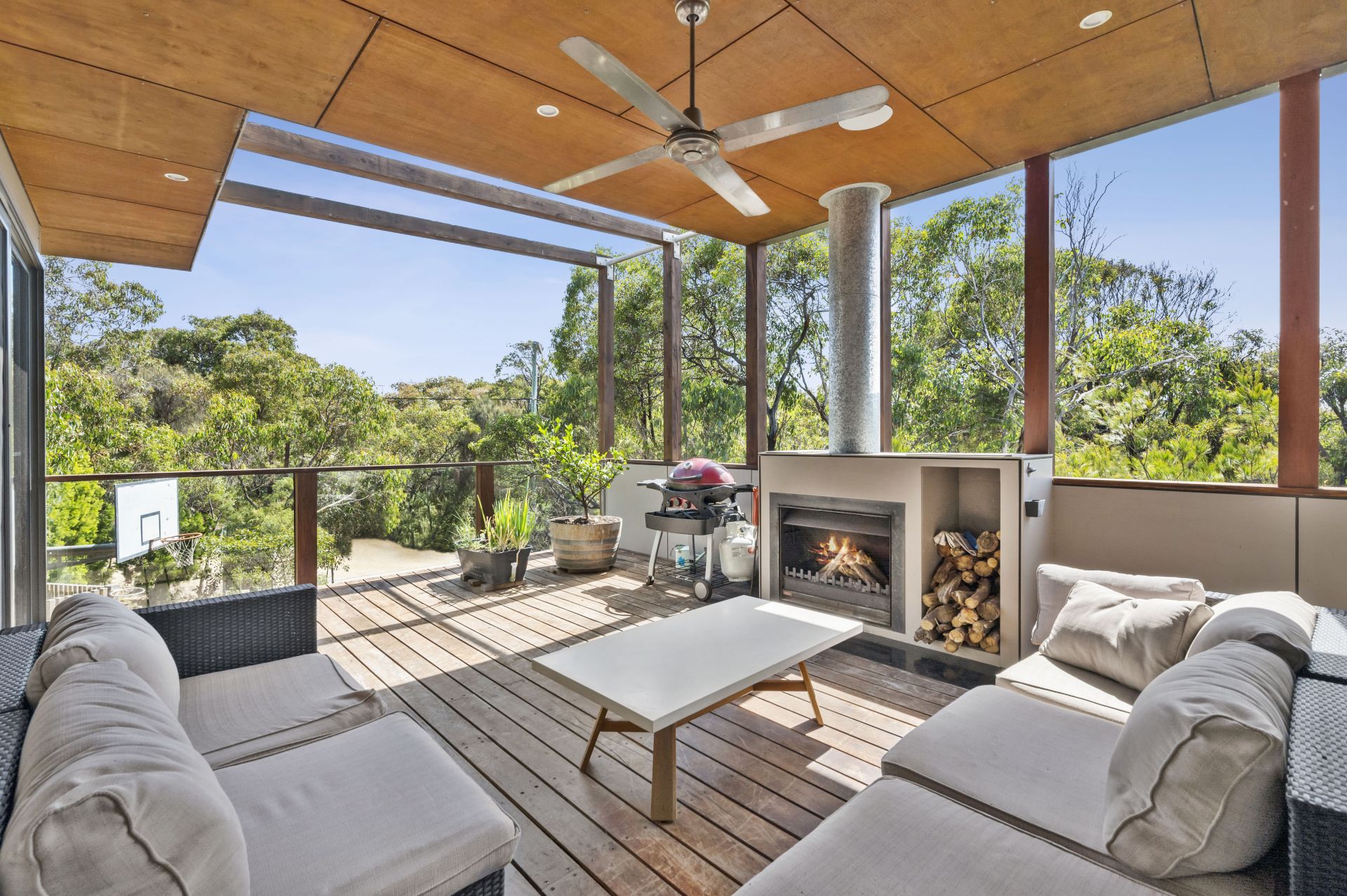 15a Aireys Street, Aireys Inlet - Thumbnail 2