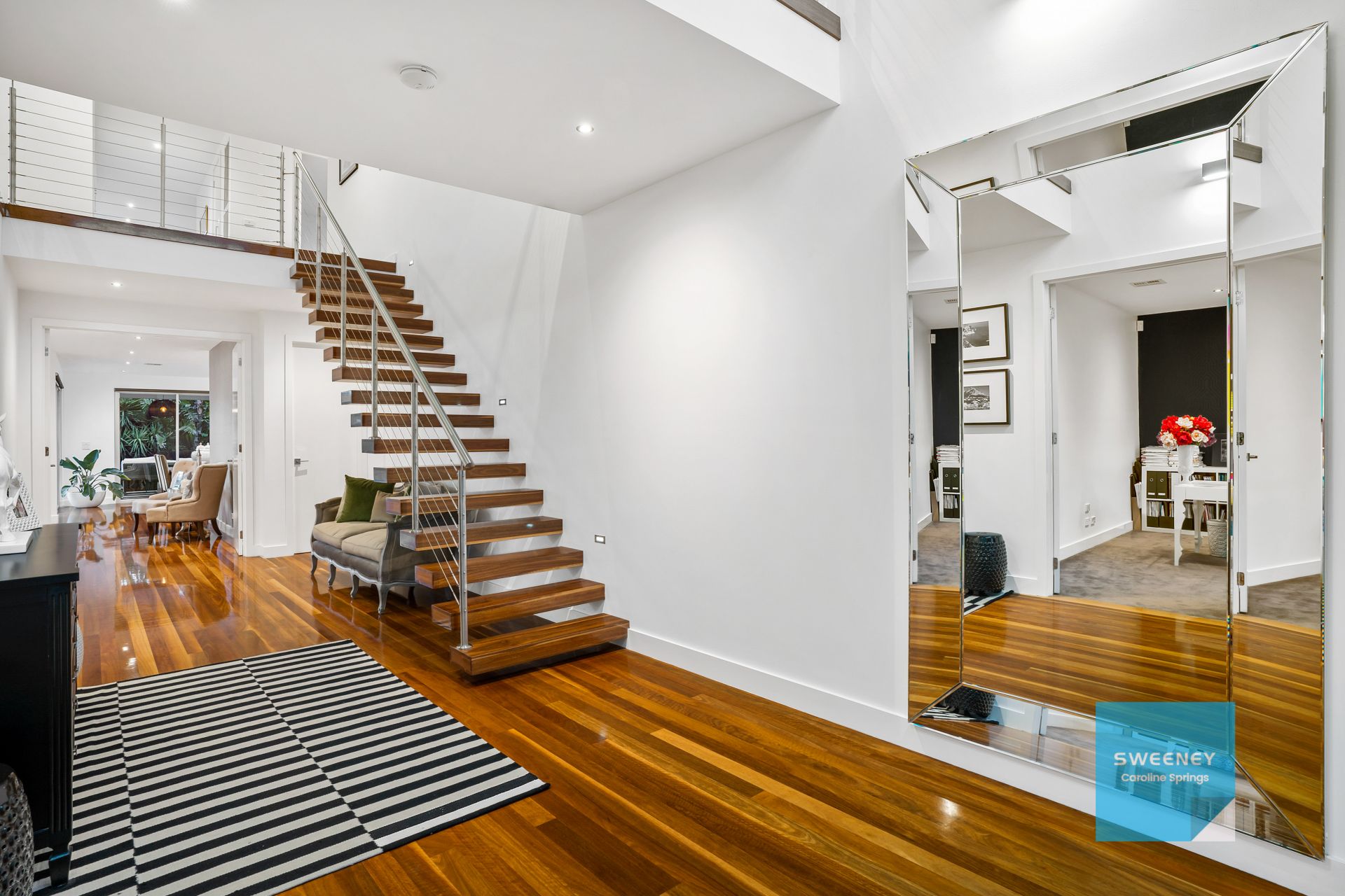 16 Darlinghurst Place, Taylors Hill - Thumbnail 4