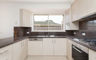 42 Howey Road Pakenham VIC, Pakenham - Thumbnail 5