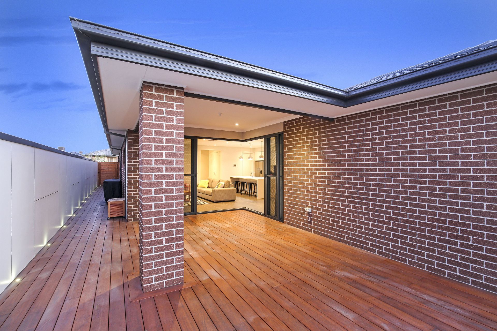 Four Bedrooms + Study In Aston Estate!