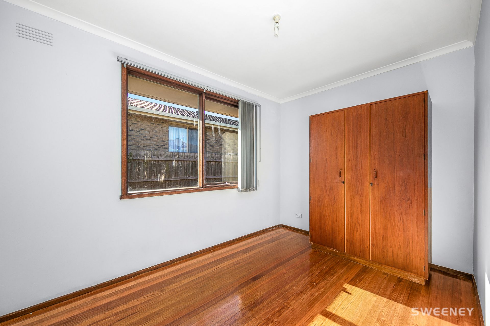 33 Crellin Avenue South, Altona Meadows - Image 1