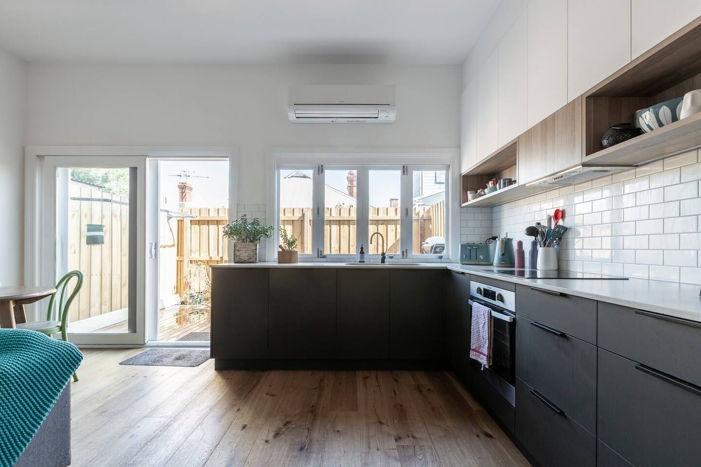 15 Ovens Street YARRAVILLE VIC, Yarraville - Thumbnail 2