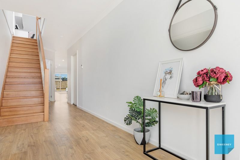 5 Lando Street, Fraser Rise - Thumbnail 4
