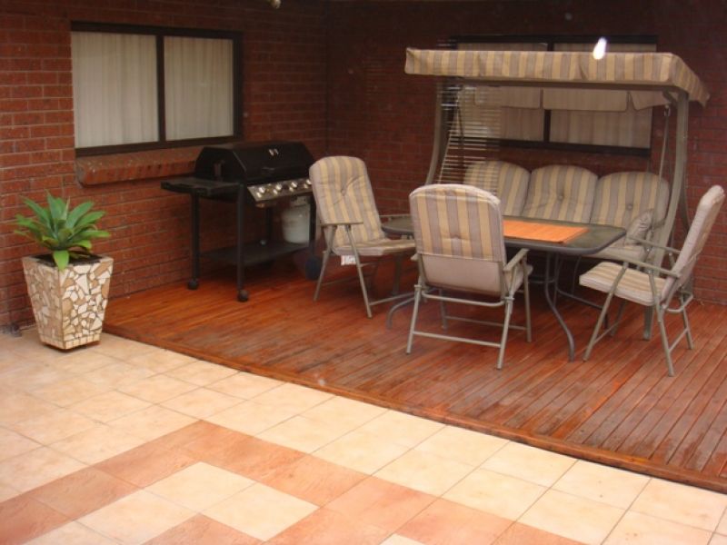 320 Victoria Street, Altona Meadows - Thumbnail 4