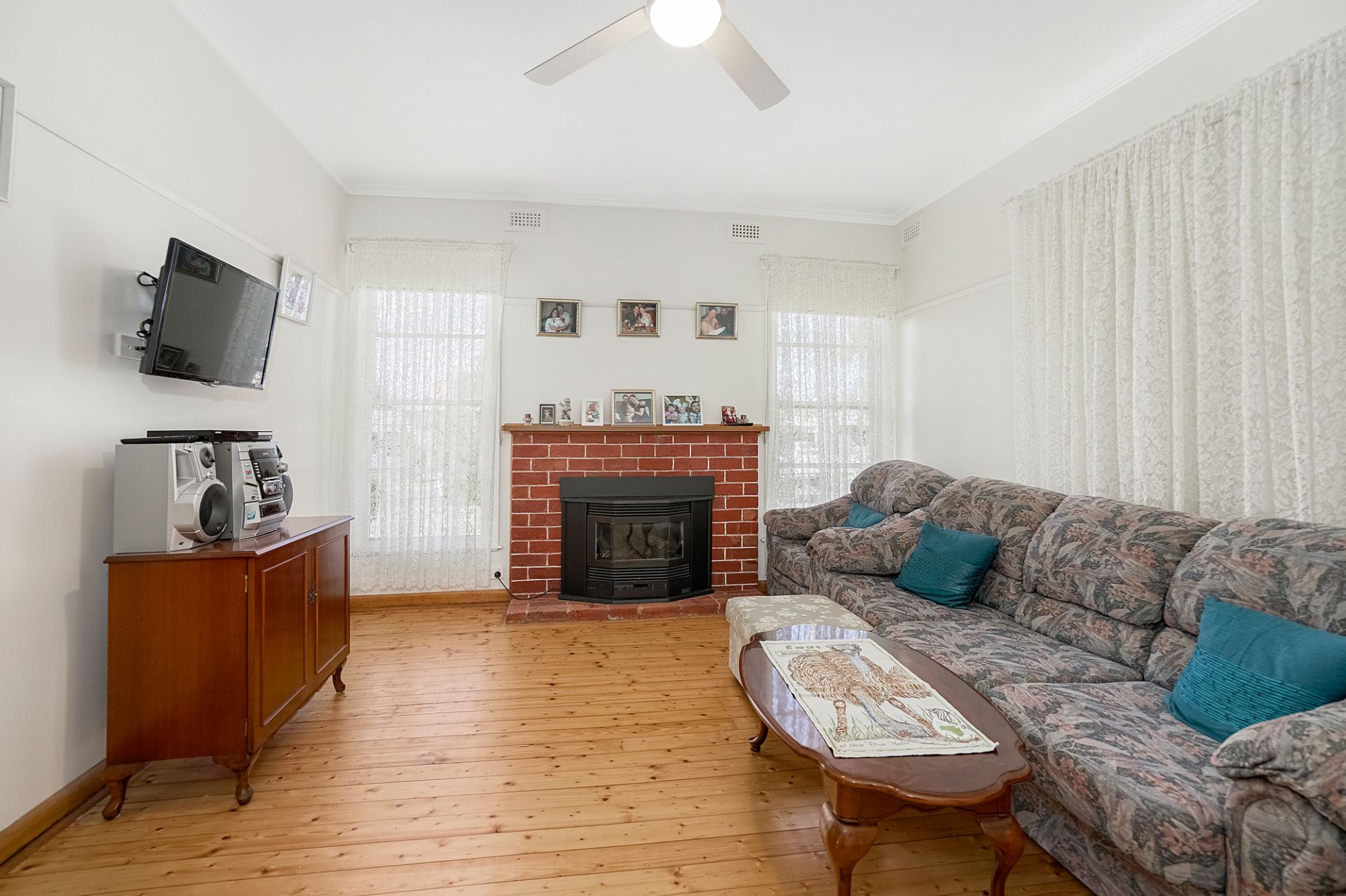 17 Marigold Street Wendouree VIC, Wendouree - Thumbnail 4