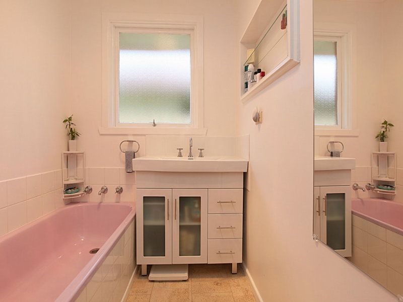 11 Charles Road, Altona - Thumbnail 8