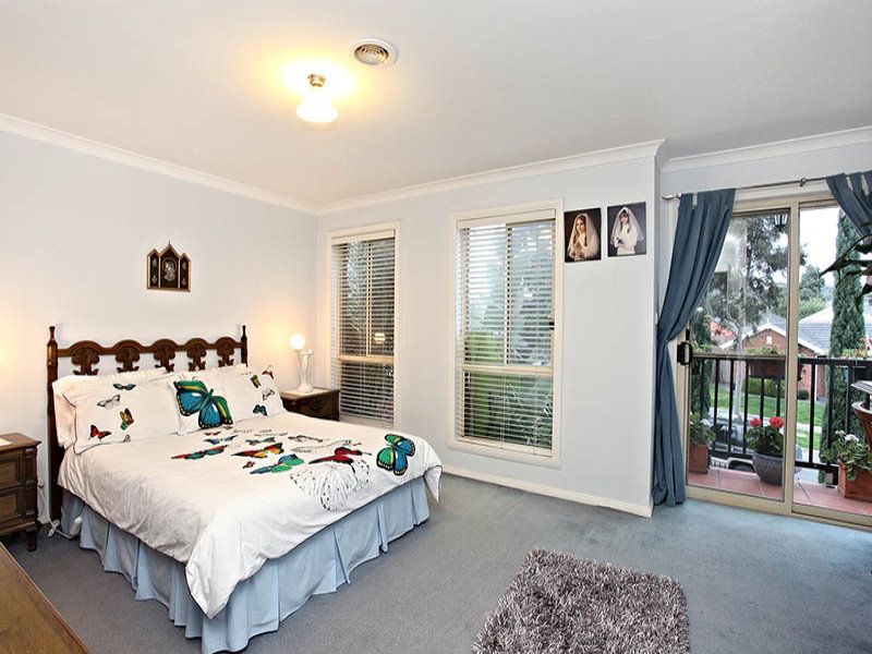 9 Nouvelle Grove SOUTH MORANG, South Morang - Thumbnail 7