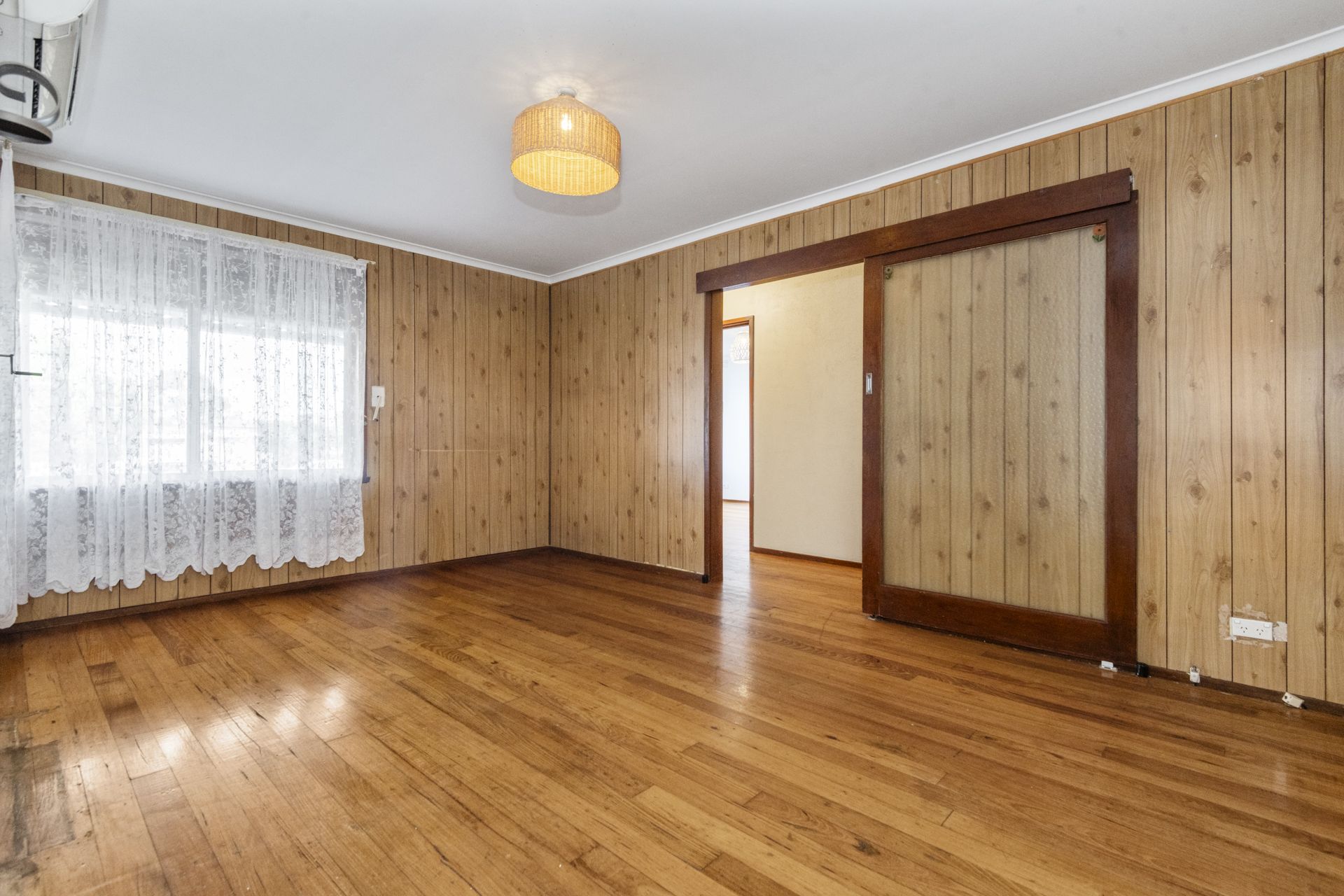 PERFECT FAMILY HOME IN PERFECT QUIET COURT LOCATION