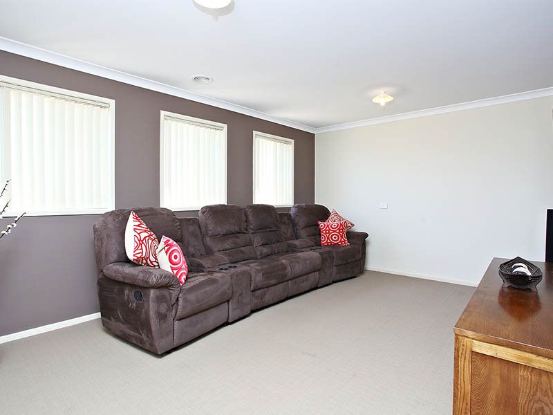 46 Double Bay Drive, Taylors Hill - Thumbnail 5