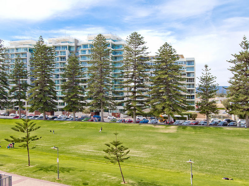 305/19 Holdfast Promenade  Glenelg 5045