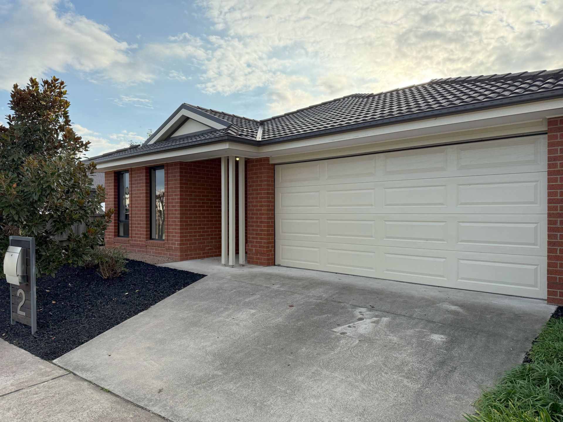 2 Stewart Place, Eastwood VIC