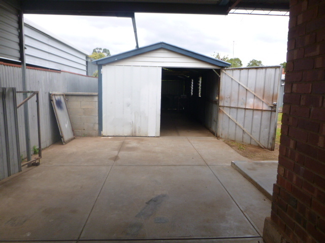 16 Woodfalls Road Elizabeth Vale 5112