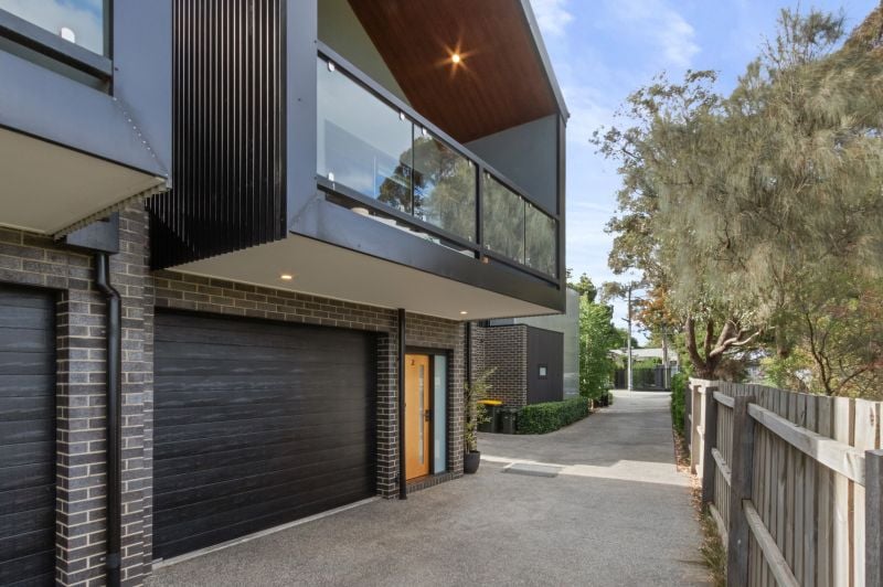 2/236 Collins Street, Thornbury
