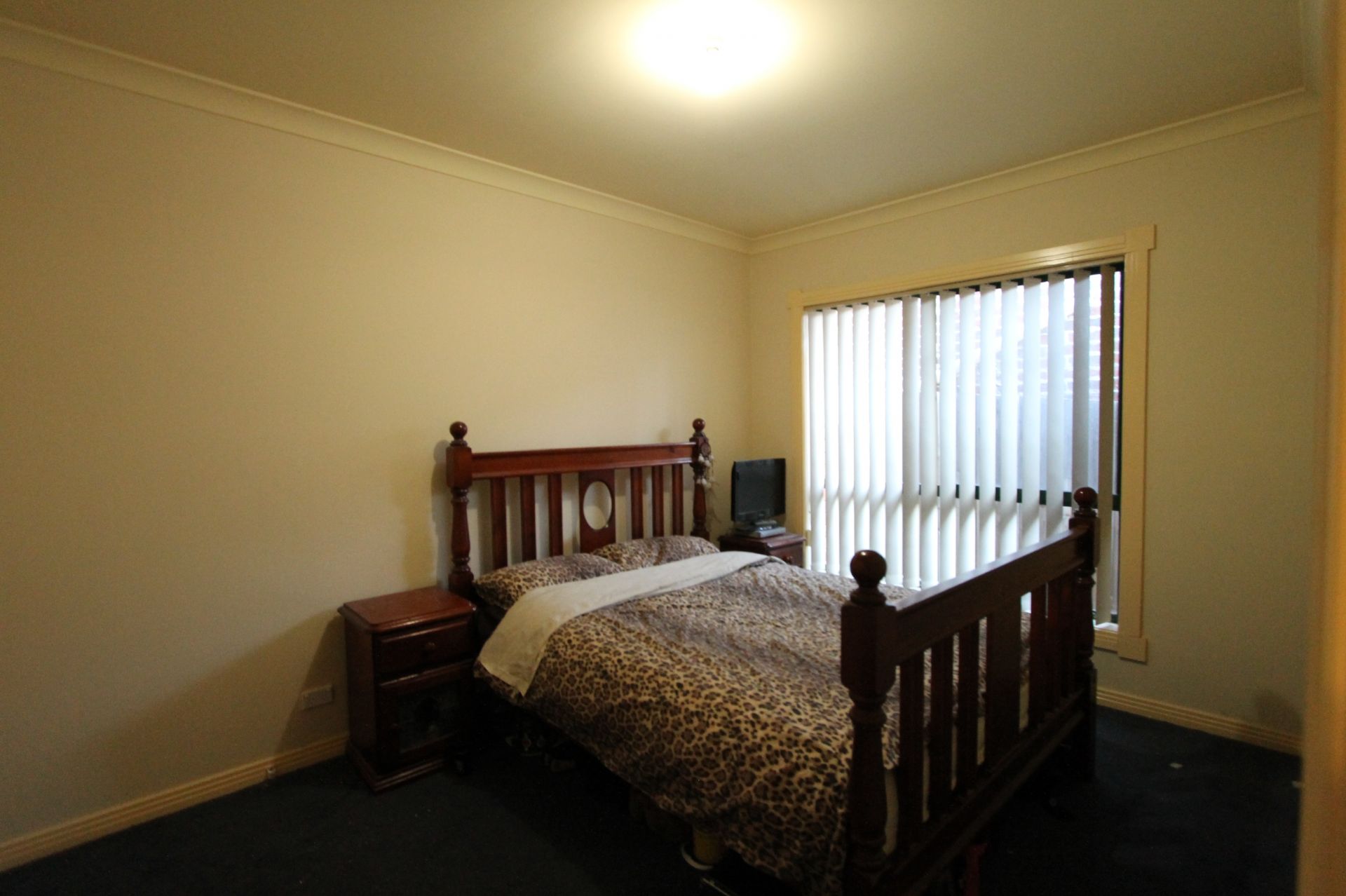 ***APPROVED APPLICATION PENDING*** WELCOME HOME... COSY, CLEAN & COMFORTABLE