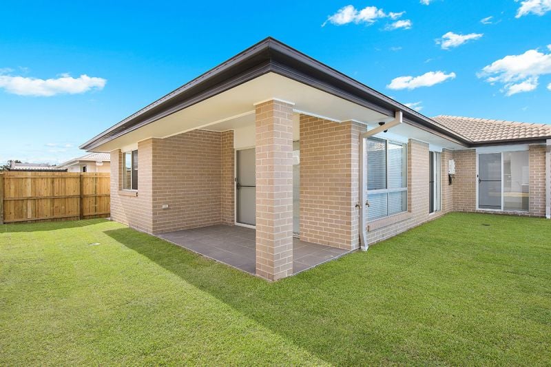 15 Rosseau Street Caloundra West QLD, Caloundra West - Thumbnail 4