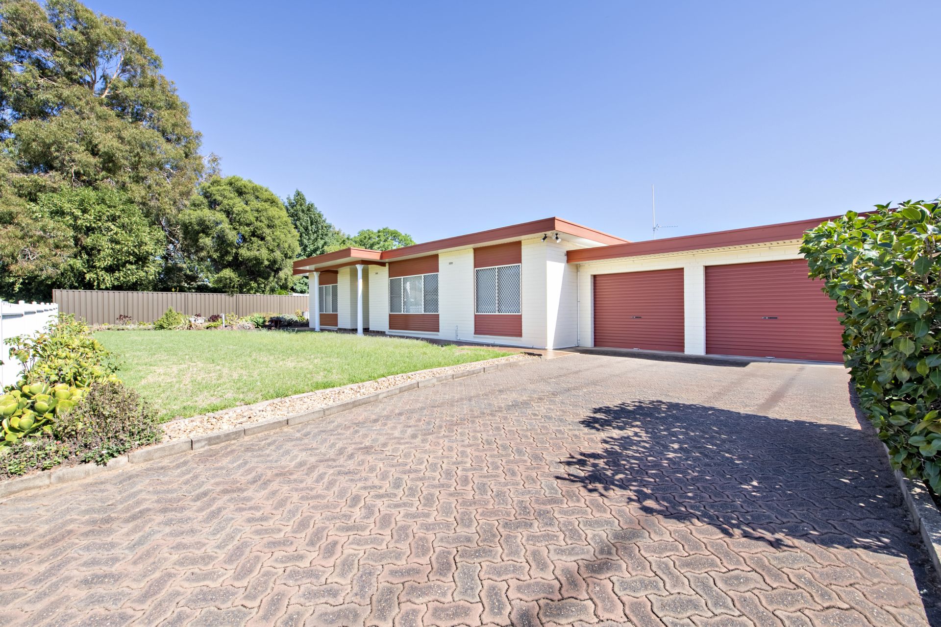 12A Lovett Avenue, Dubbo Bob Berry Real Estate