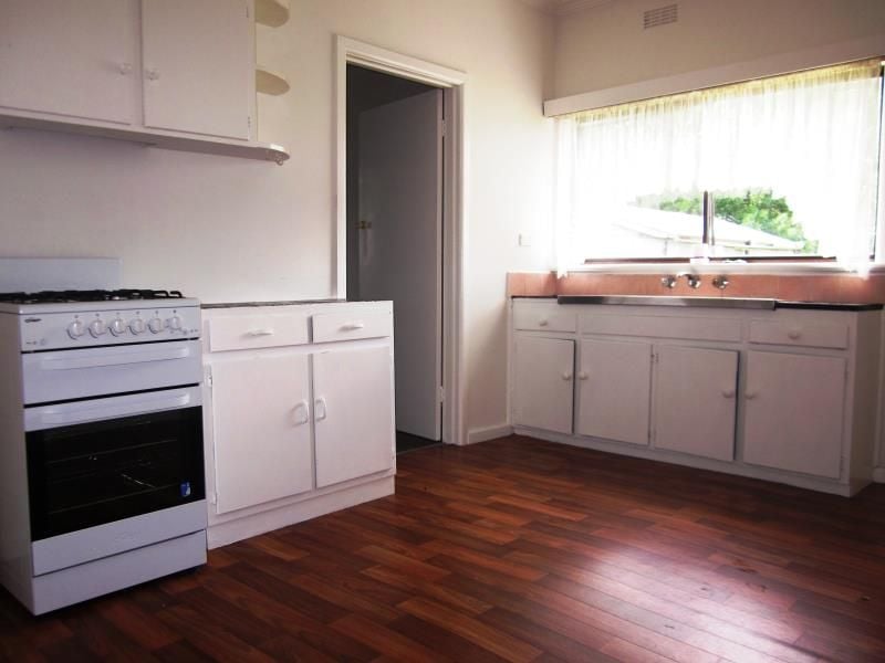 WALKING DISTANCE TO ALL AMENITIES
