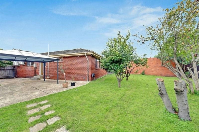28 Brentwood Avenue, Lalor