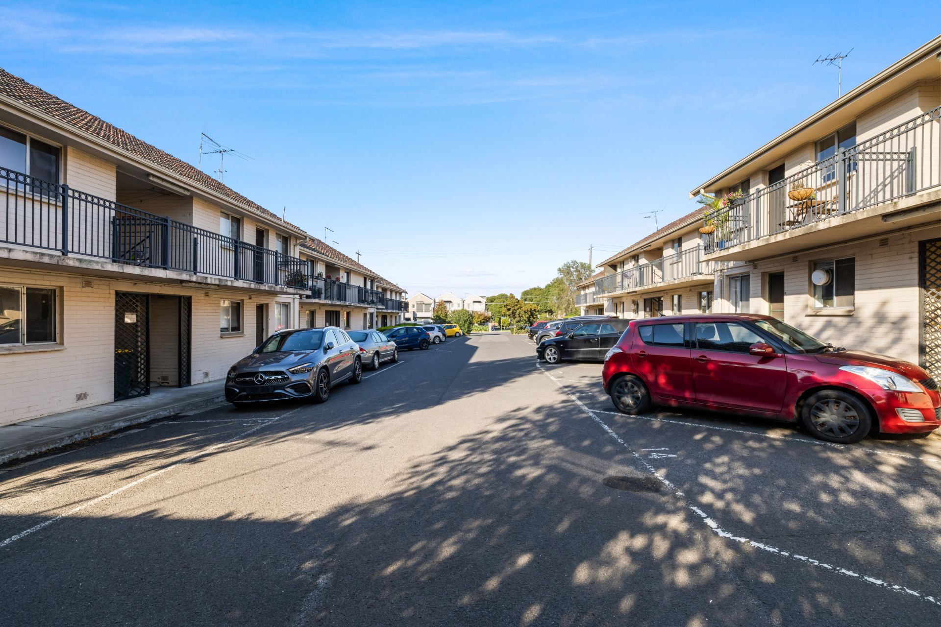 Renovated Unit with Large Courtyard