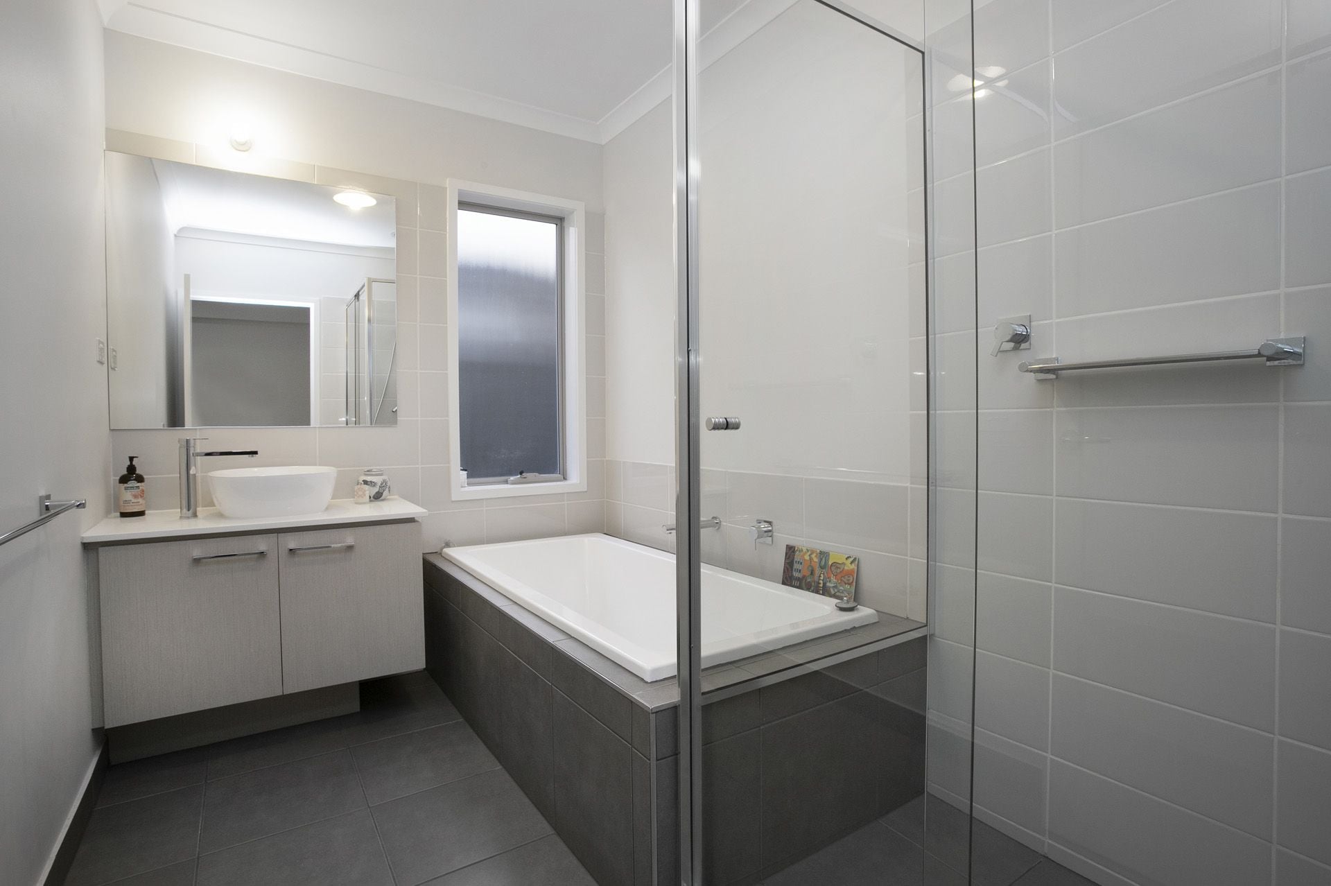 27 Infinity Drive, Fraser Rise | Sweeney Estate Agents