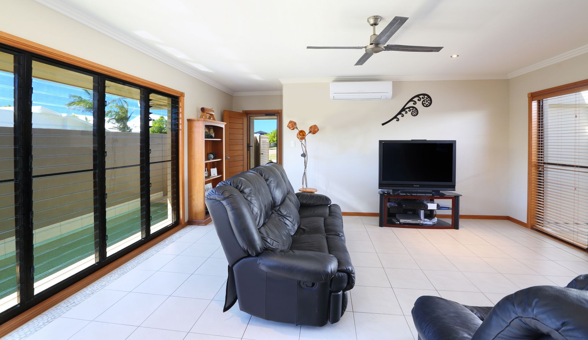 2 Mauritius Crescent Parrearra QLD, Parrearra - Thumbnail 6