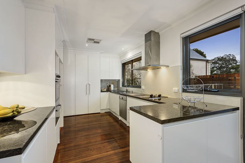 107 Yarrbat Avenue, Balwyn - Thumbnail 5