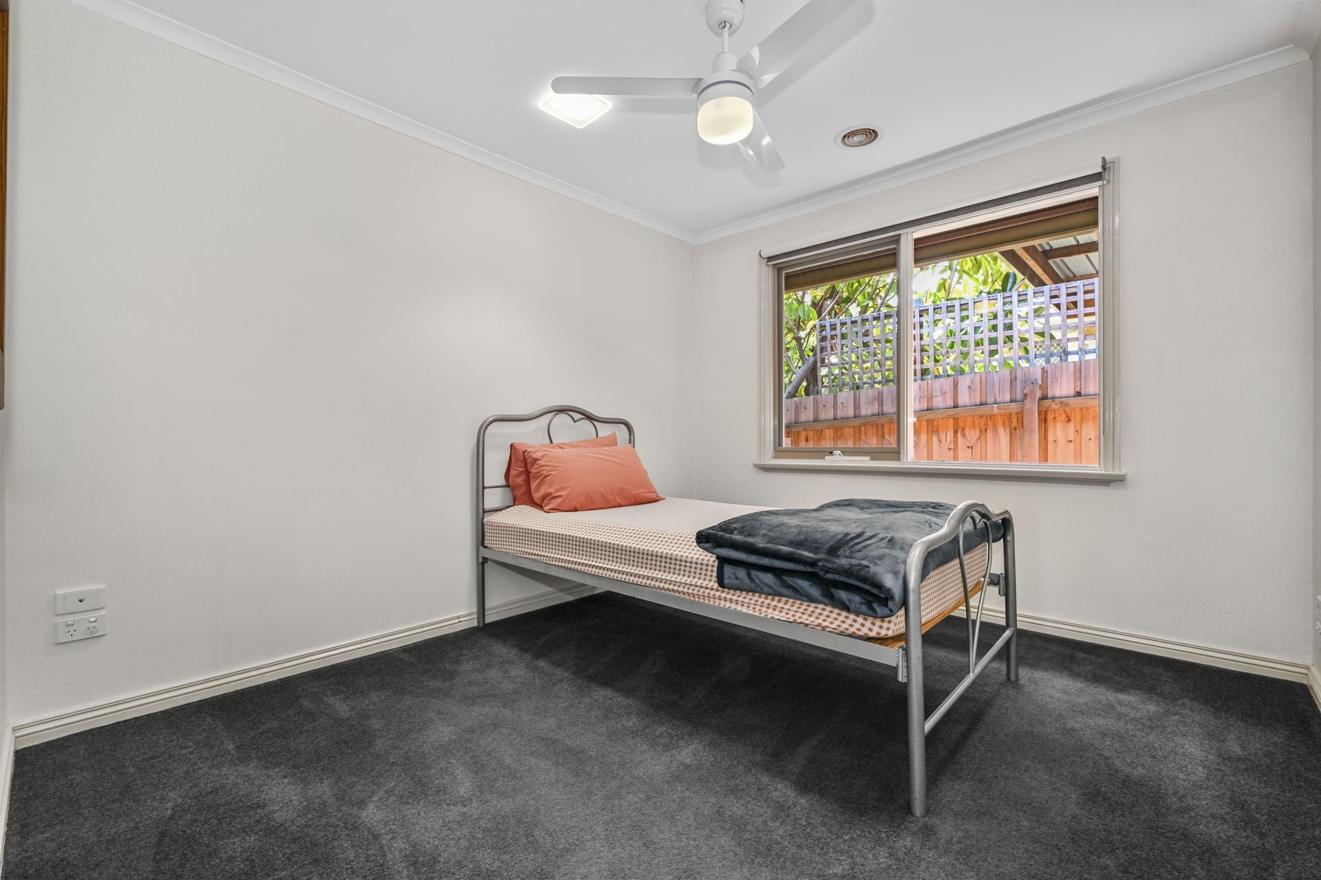 Stunning 3-Bedroom Home in Greensborough!