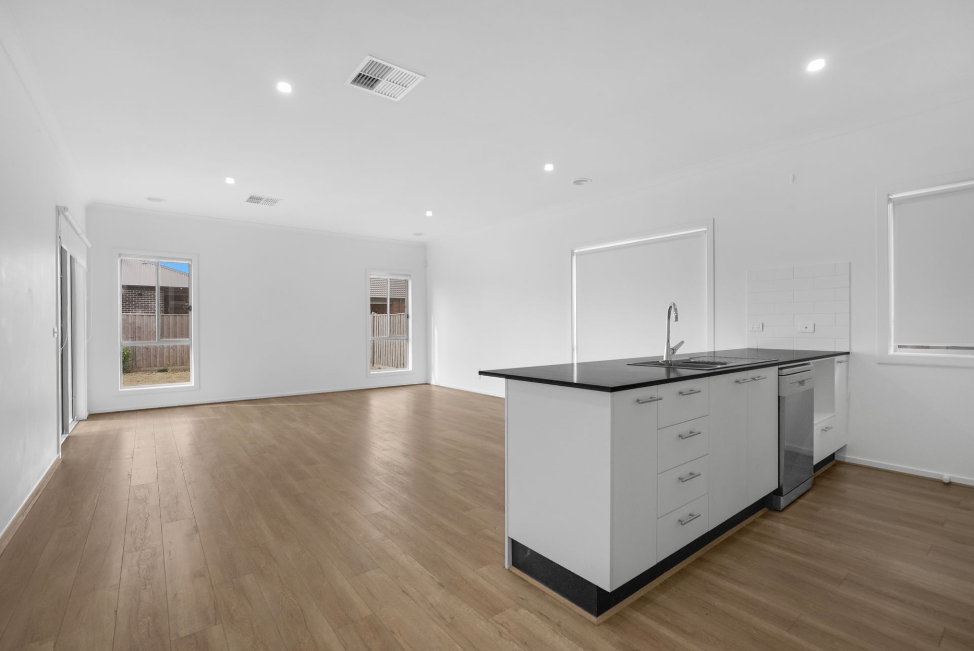 16 Steamboat Avenue Winter Valley VIC, Winter Valley - Thumbnail 5