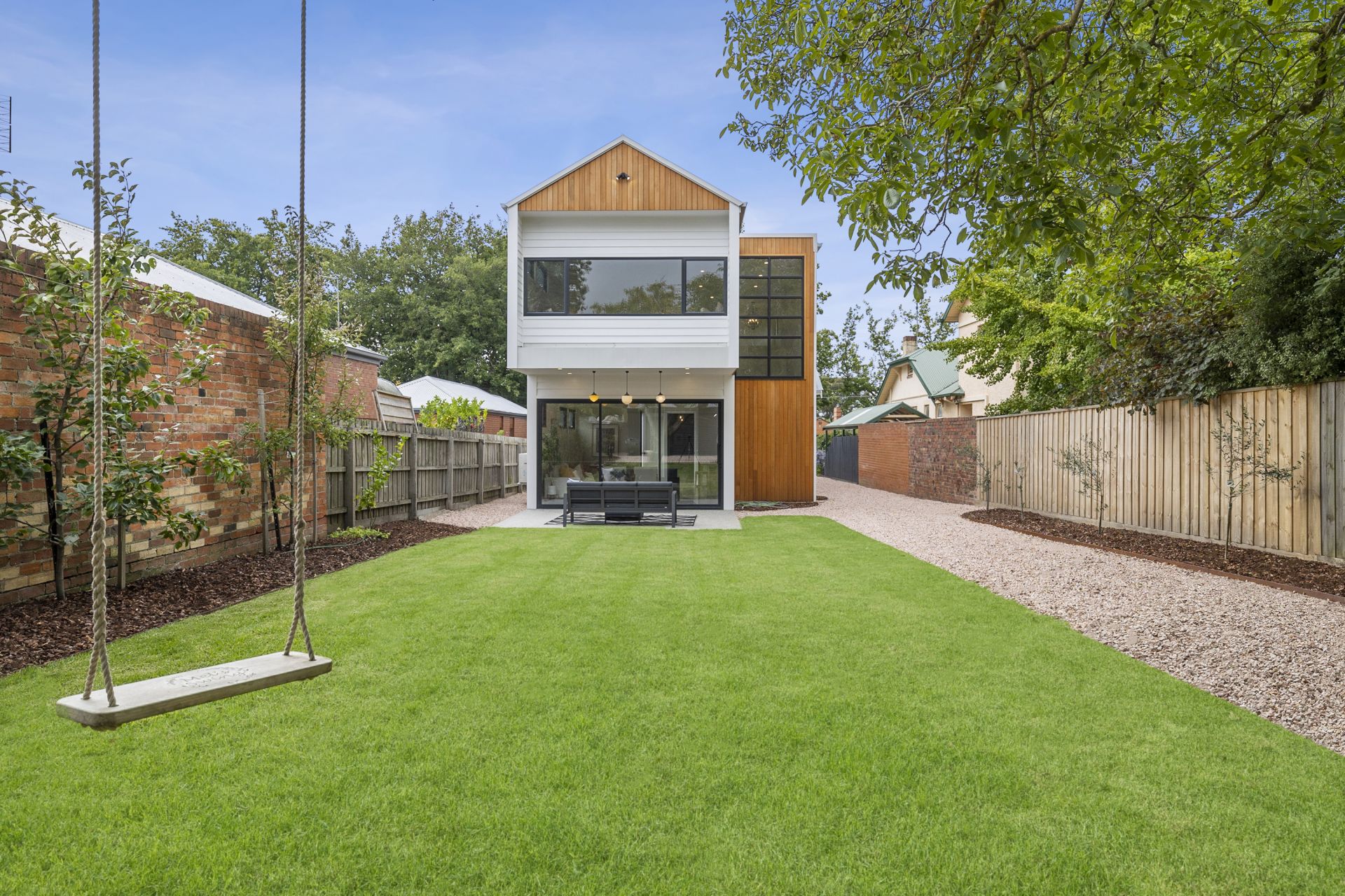 22 Durham Street Newington VIC, Newington - Thumbnail 2