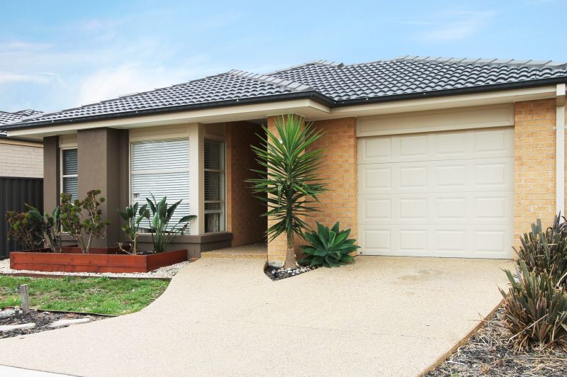 27 Erskine Road, Mernda