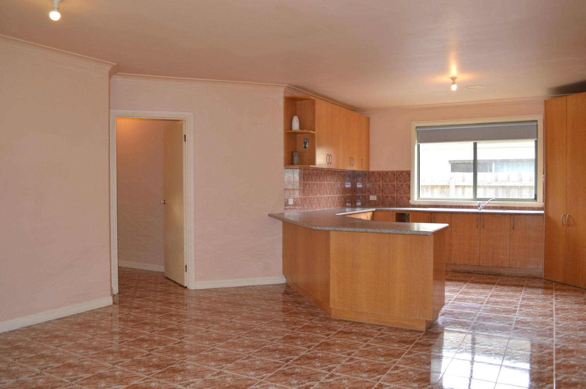 SPACIOUS HOME, CENTRAL LOCATION, AFFORDABLE PRICE TAG  * Insp  Wed 01st Mar @ 5:00pm*