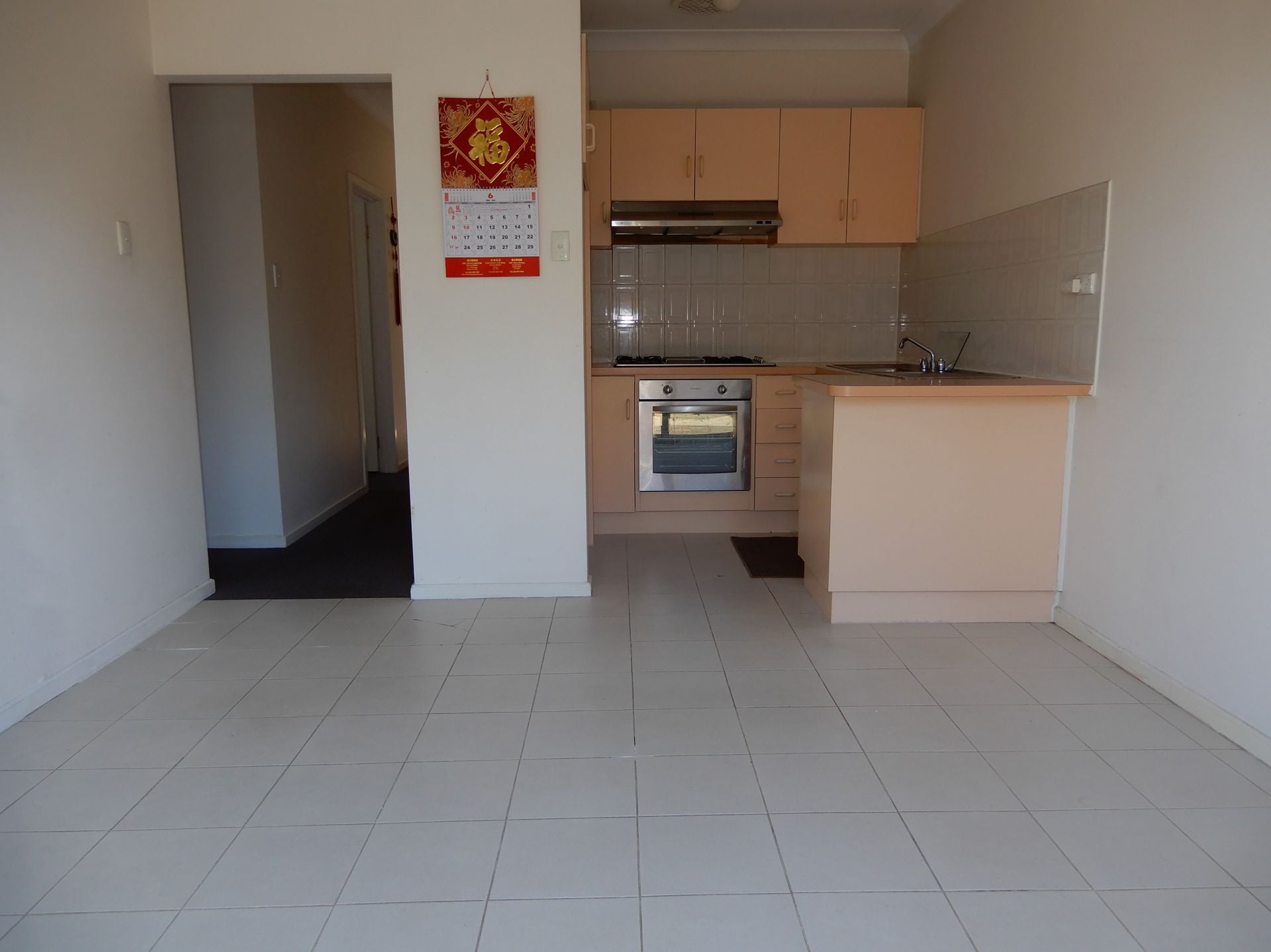 Prime Location In Thornbury!!!