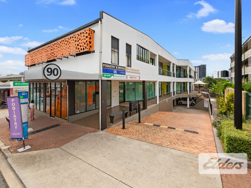 90 Vulture Street, West End
