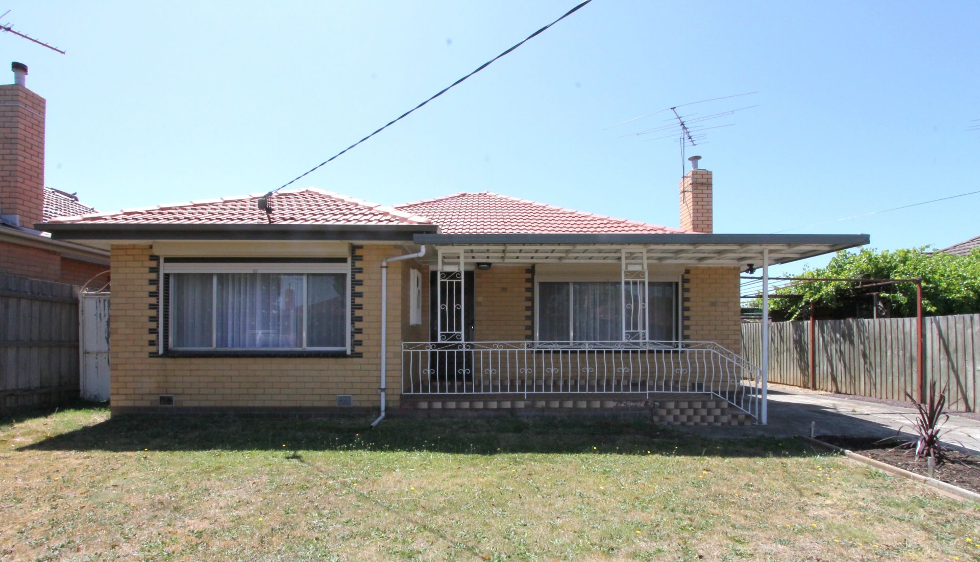 RENOVATED DELIGHT !!!