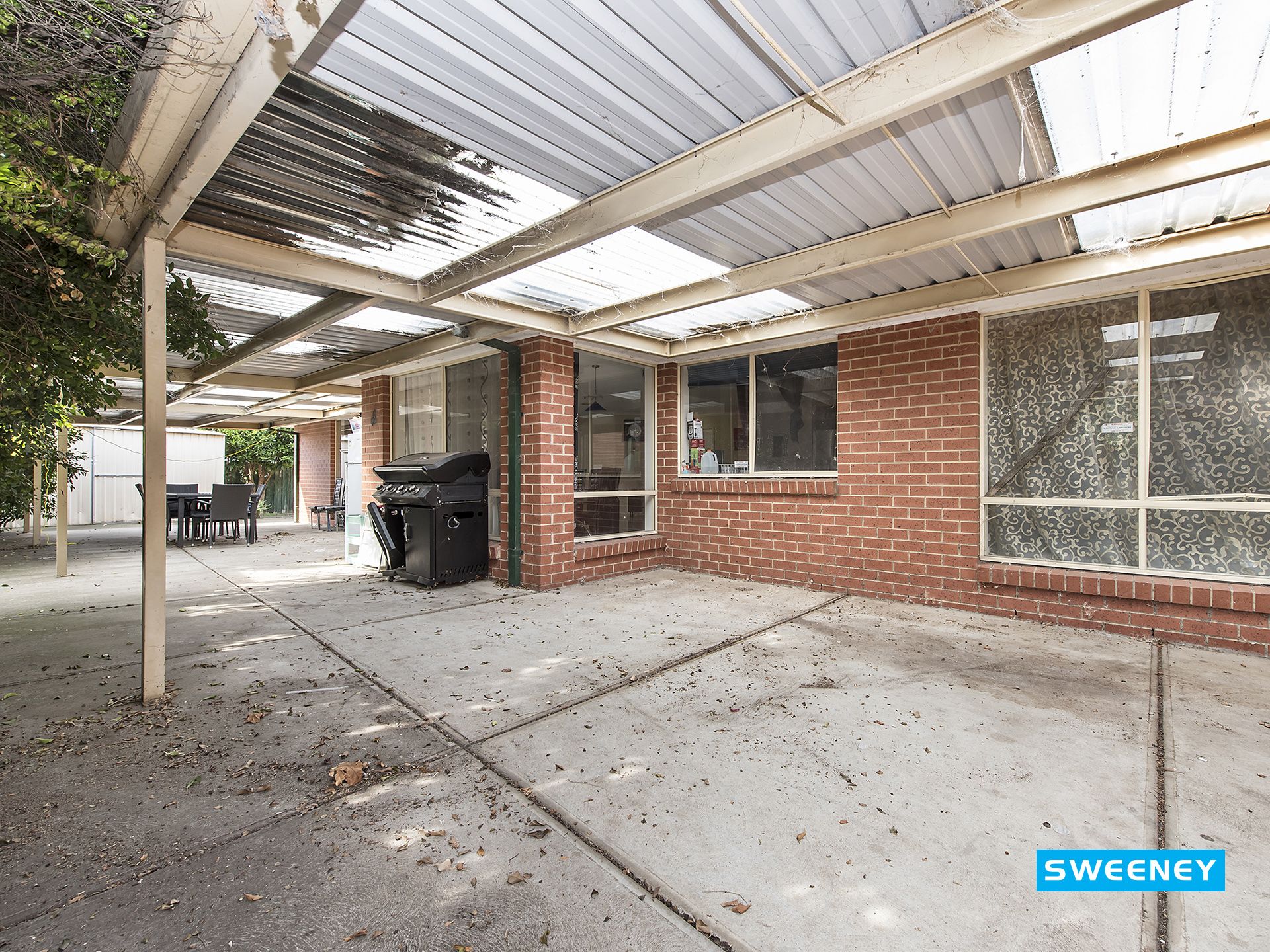 212 Westwood Drive, Burnside Sweeney Estate Agents