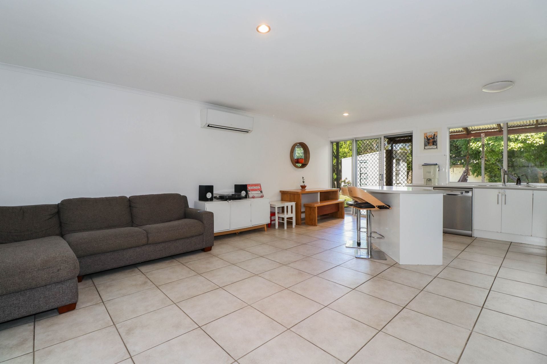 7 Gayome Street Pacific Paradise QLD, Pacific Paradise - Thumbnail 5
